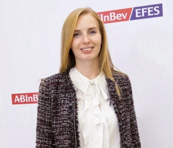 Evgeniya Litvinova Evgeniya Litvinova
